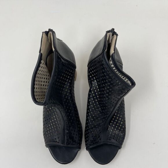 Steve Madden Women's Ankle Peep Toe Booties Block Heels Black Leather EU 38 - Picture 2 of 9